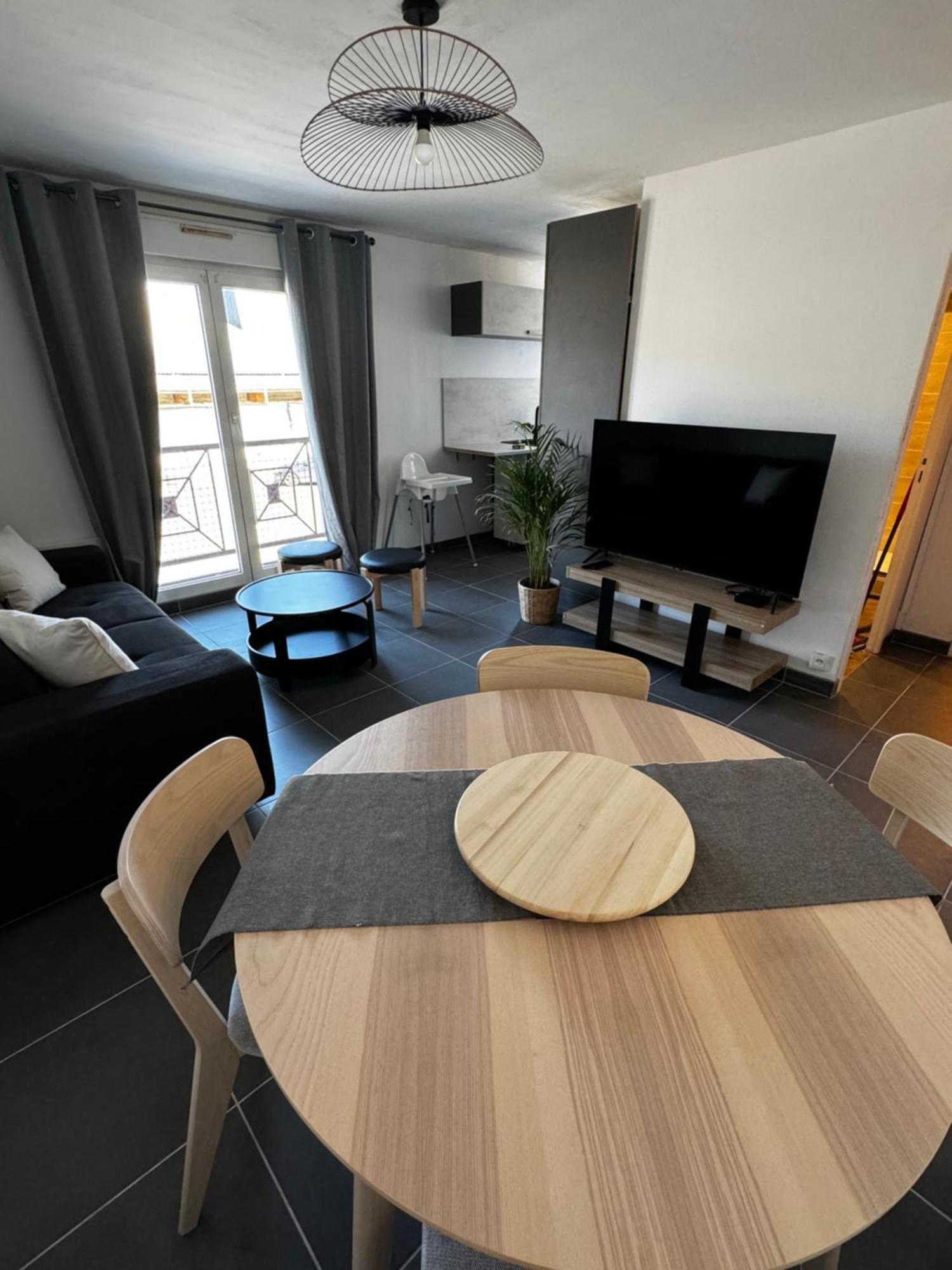 Au Coeur De Port Apartment Bagian luar foto